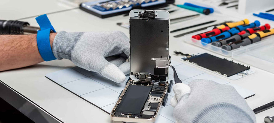 free-cell-phone-repair-2-990x500 free-cell-phone-repair-2-990x500